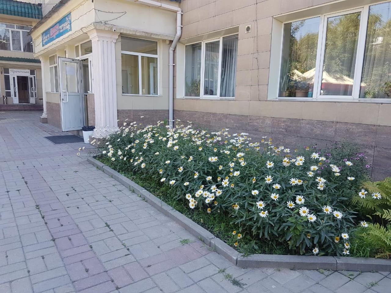 Hotel Kezdesu Almaty Exterior photo